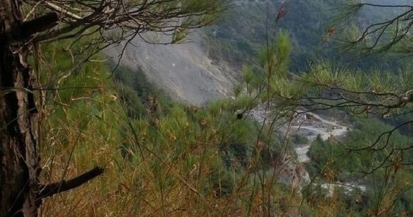 Teröristler Dörtyol'da taş ocağına saldırdı