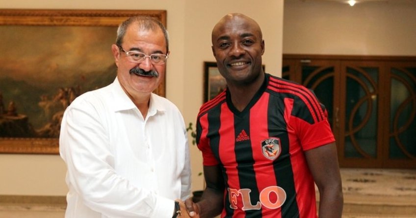 Pierre Webo imzayı attı