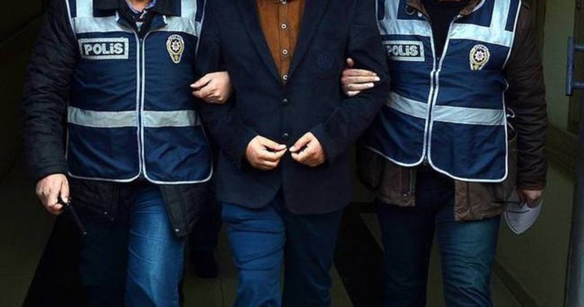 Teröristlerle halay çeken 8 kişi gözaltına alındı