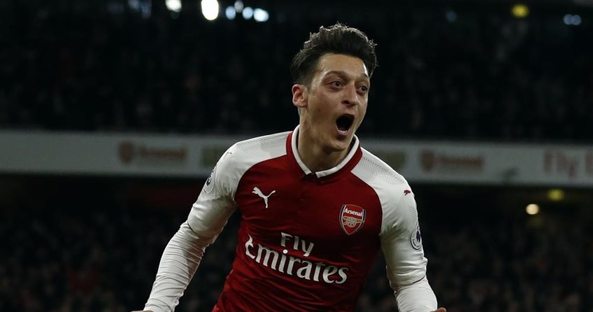 Mesut Özil’in hayatı kitap oldu