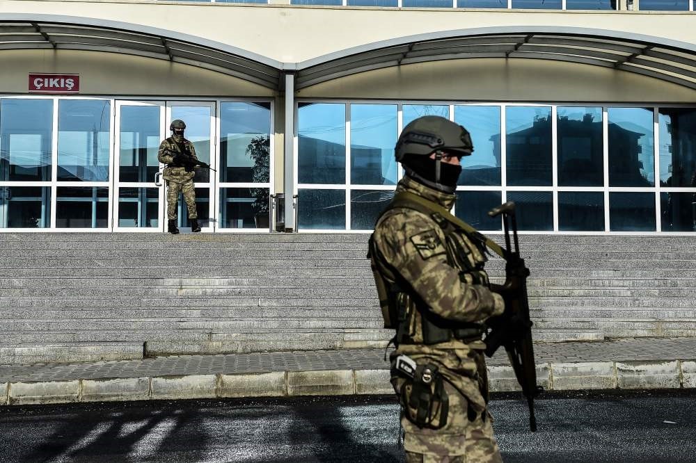 Turkish Special Forces stand guard at the entrance of the courthouse in Istanbulu2019s Silivri district.