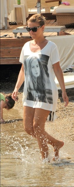 Bu Hafta Bodrum Da Hangi Unluler Tatil Yapti Galeri Magazin 18 Agustos 2011 Persembe