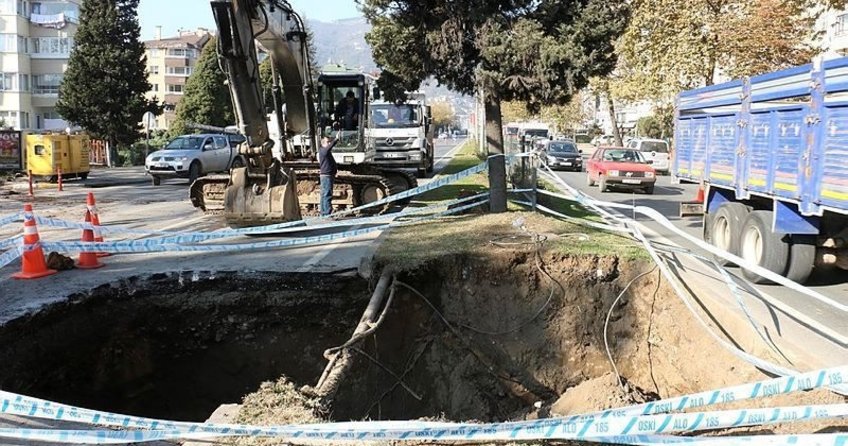 Ordu’da sahil yolu çöktü