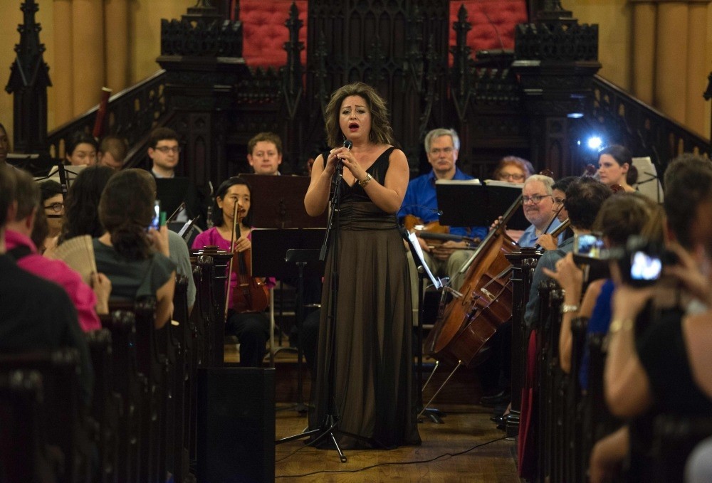 Soprano Quntar, who fled from Syria five years ago, gave a special concert on World Refugee Day to highlight the cultural contributions made by those who have fled war.