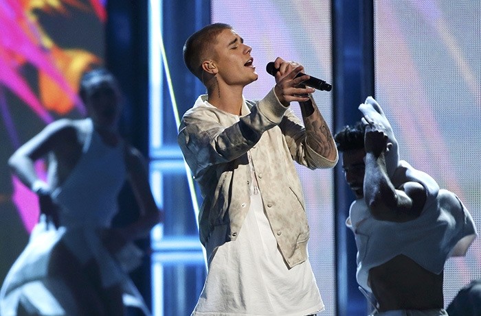 Justin Bieber performs a medley of songs at the 2016 Billboard Awards in Las Vegas, Nevada, U.S., May 22, 2016. (Reuters Photo)