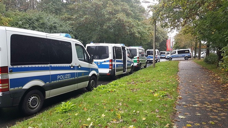 Police cars are lined up in front of an appartment building in Chemnitz, eastern Germany, Saturday, Oct. 8, 2016 (AP Photo)