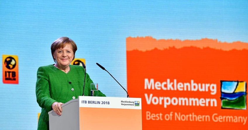 Merkel Marş’ta değişikliğe karşı