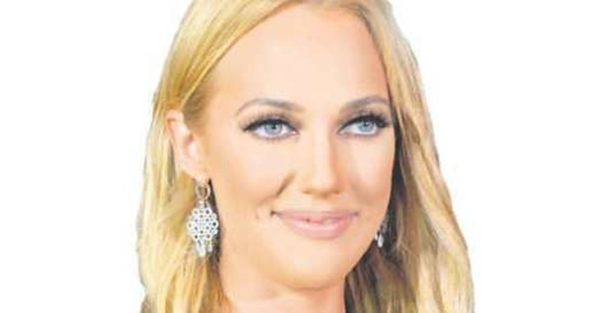 Cem gözünü Meryem'e dikti