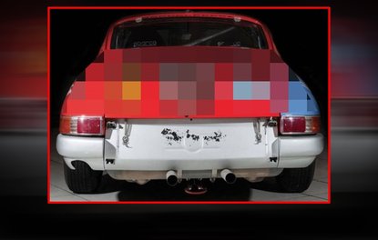 Sıra dışı boyalarıyla dikkat çeken lüks ve spor otomobiller