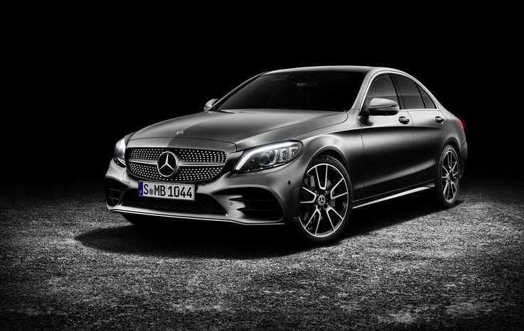 MERCEDES-BENZ C SERİSİ YENİLENDİ