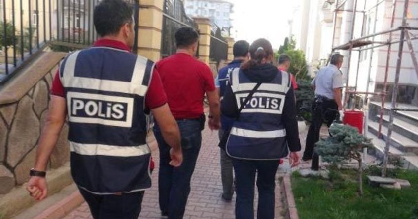 Aksaray'da öğretmen yapılanmasına baskın