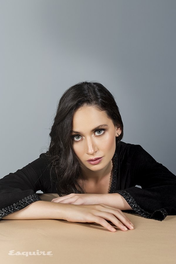 Goz Hapsi Ilayda Cevik Esquire