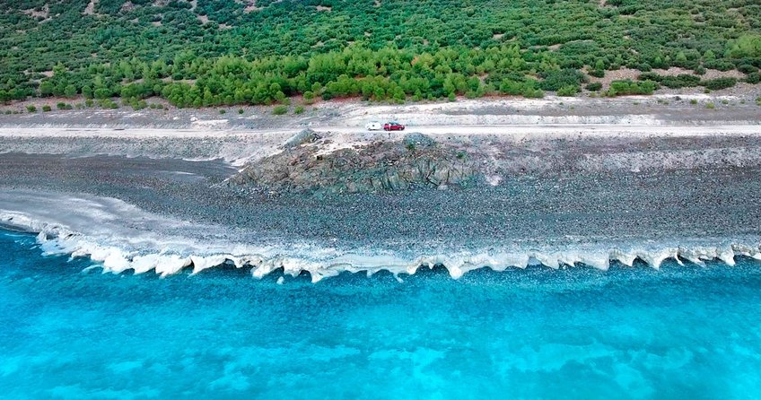 Türkiye'nin yeni gözdesi Salda Gölü turistlerin ilgi odağı!