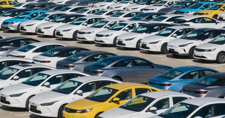 AB, Çin’in elektrikli otomobillerine ek vergi getiriyor