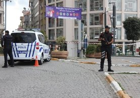 Alman Büyükelçiliği'nin önünde şüpheli paket alarmı!