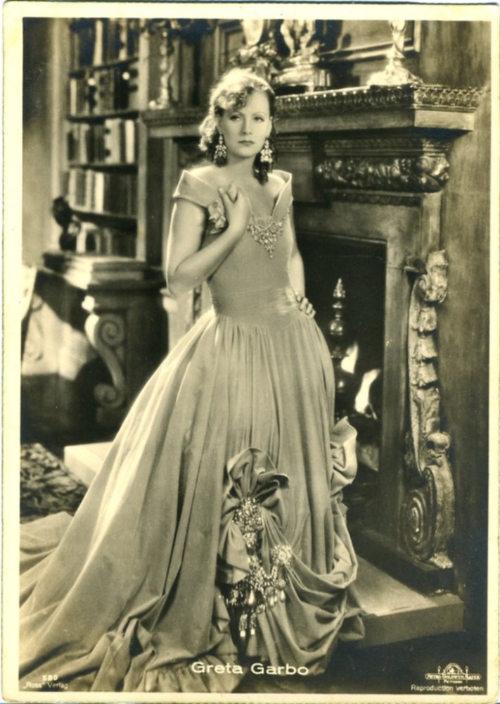 Greta Garbo first came to Istanbul in 1924 for the shooting of the film, u201cThe Odalisk from Smolensku201d and stayed at Pera Palace for 50 days, attending Christmas and New Yearu2019s Eve celebrations at the Swedish Consulate during her stay.