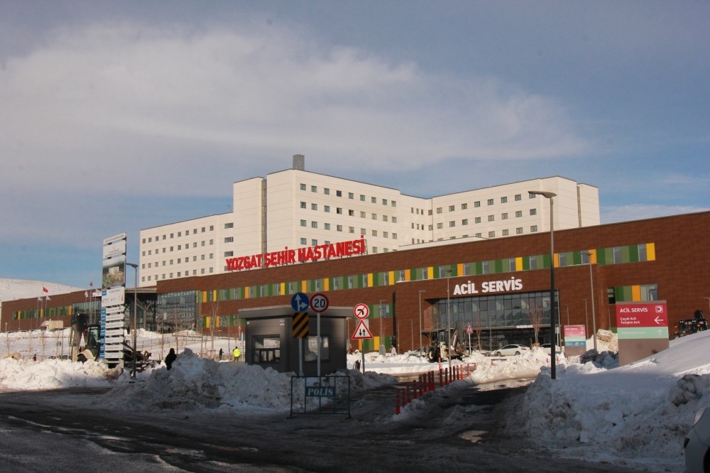 u201cCity hospitalu201d in Yozgat offers a modern healthcare complex for this small Anatolian city.