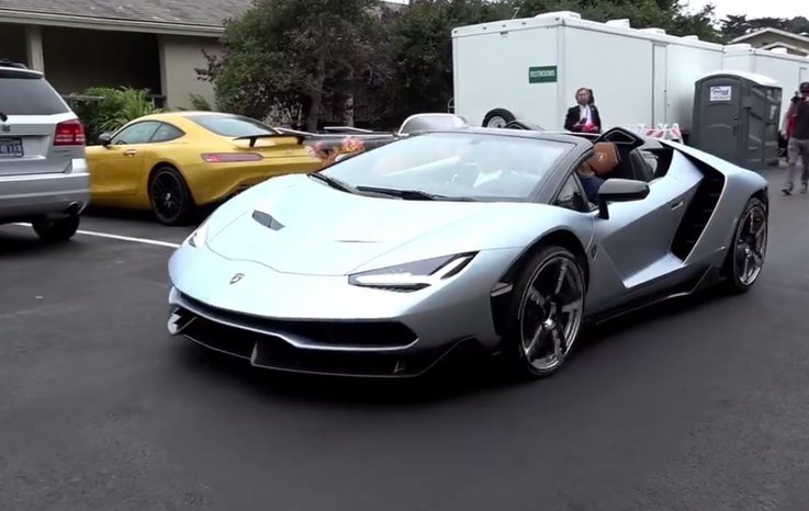 LAMBORGHİNİ CENTENARİO ROADSTER YOLLARDA GÖRÜNTÜLENDİ