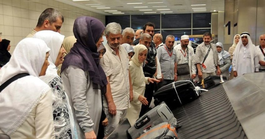 İlk hac kafilesi Türkiye'ye döndü