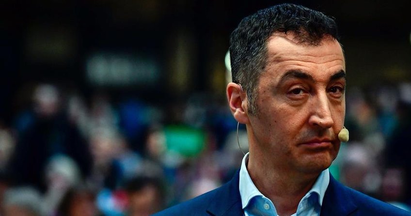 Cem Özdemir nefrete sebep oluyor
