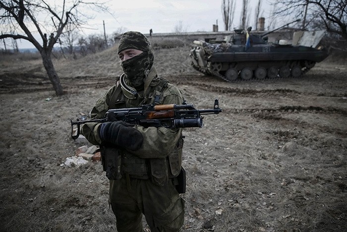 A Ukrainian serviceman is pictured at his position near Debaltseve, eastern Ukraine, February 8, 2015. (Reuters Photo)