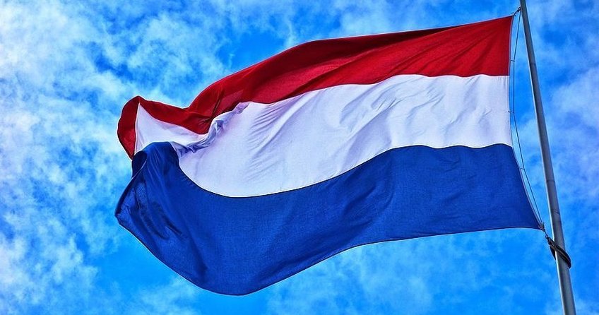 Hollandada Türk camisinden provokasyona gelmeyin çağrısı