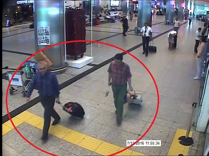 Adil u00d6ksu00fcz and Kemal Batmaz seen in footage captured by security cameras at Istanbul Atatu00fcrk Airport on July 13, 2016