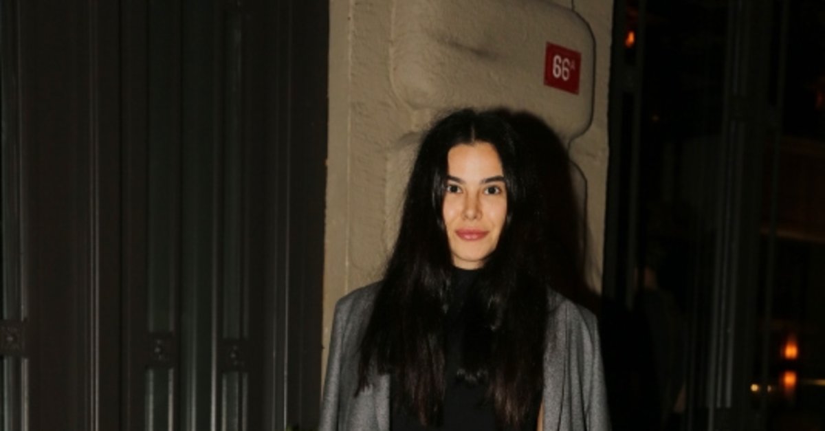 caner erkin in eski esi asena atalay kendisini eve kapatti galeri unluler 15 nisan 2019 pazartesi