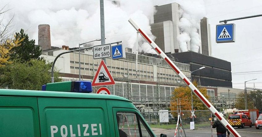 Almanya’da çevreciler, kömür santralini işgal etti