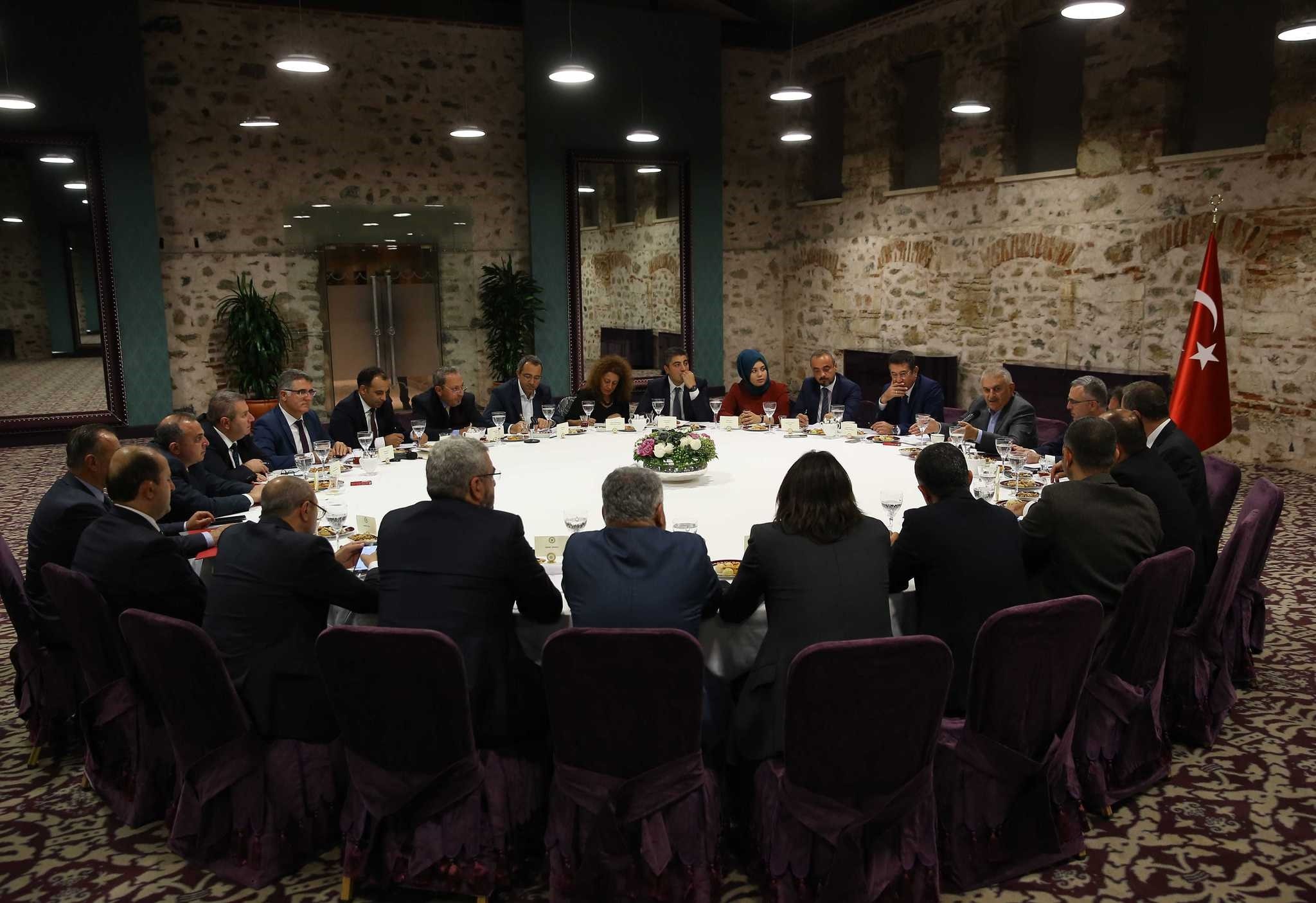 Prime Minister Binali Yu0131ldu0131ru0131m held a special meeting with economy editors of national newspaper at Dolmabahu00e7e Prime Ministry Office in Istanbul on Saturday.