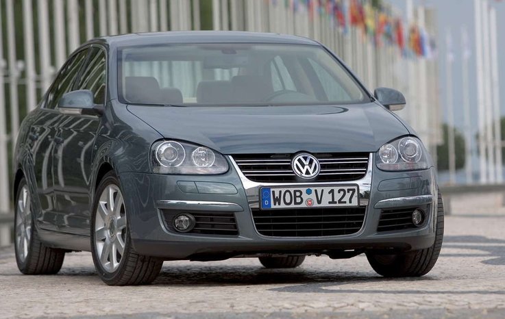 VW JETTA’DA VİTES DEĞİŞİMLERİ NEDEN DAHA GÜRÜLTÜLÜ OLUYOR?