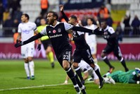 The number of tickets sold in the first division jumped from 2,120,000 to 3,500,000, leading the pack was Beu015fiktau015f followed by Atiker Konyaspor and Fenerbahu00e7e. 