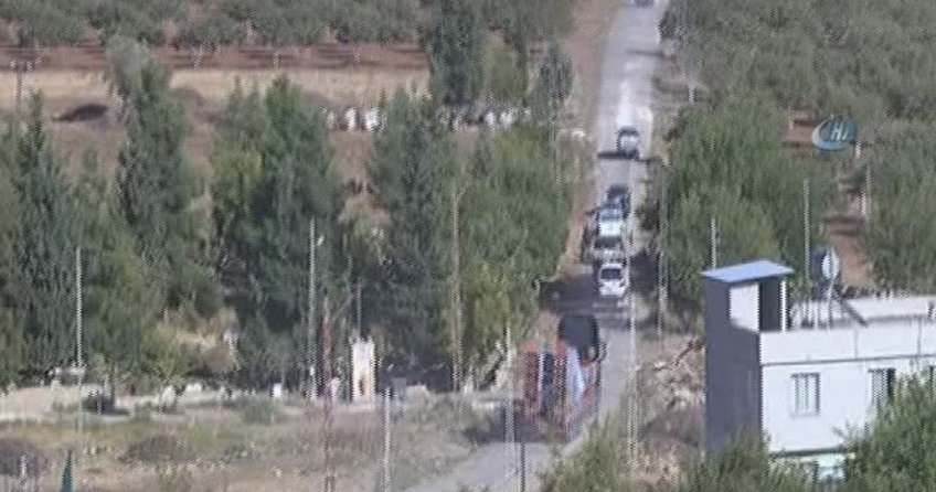 3 otobüs ÖSO askeri sınırda!
