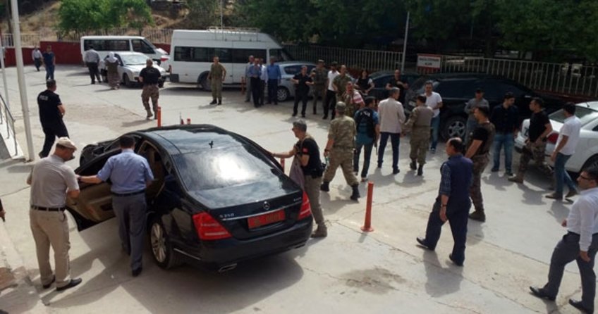 Baykan kaymakamına hain saldırı!