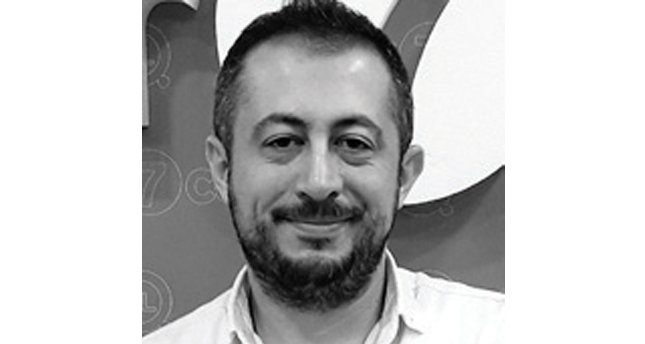 Serkan Üstüner kimdir?