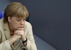 Merkel'den 'referandum' mesajı