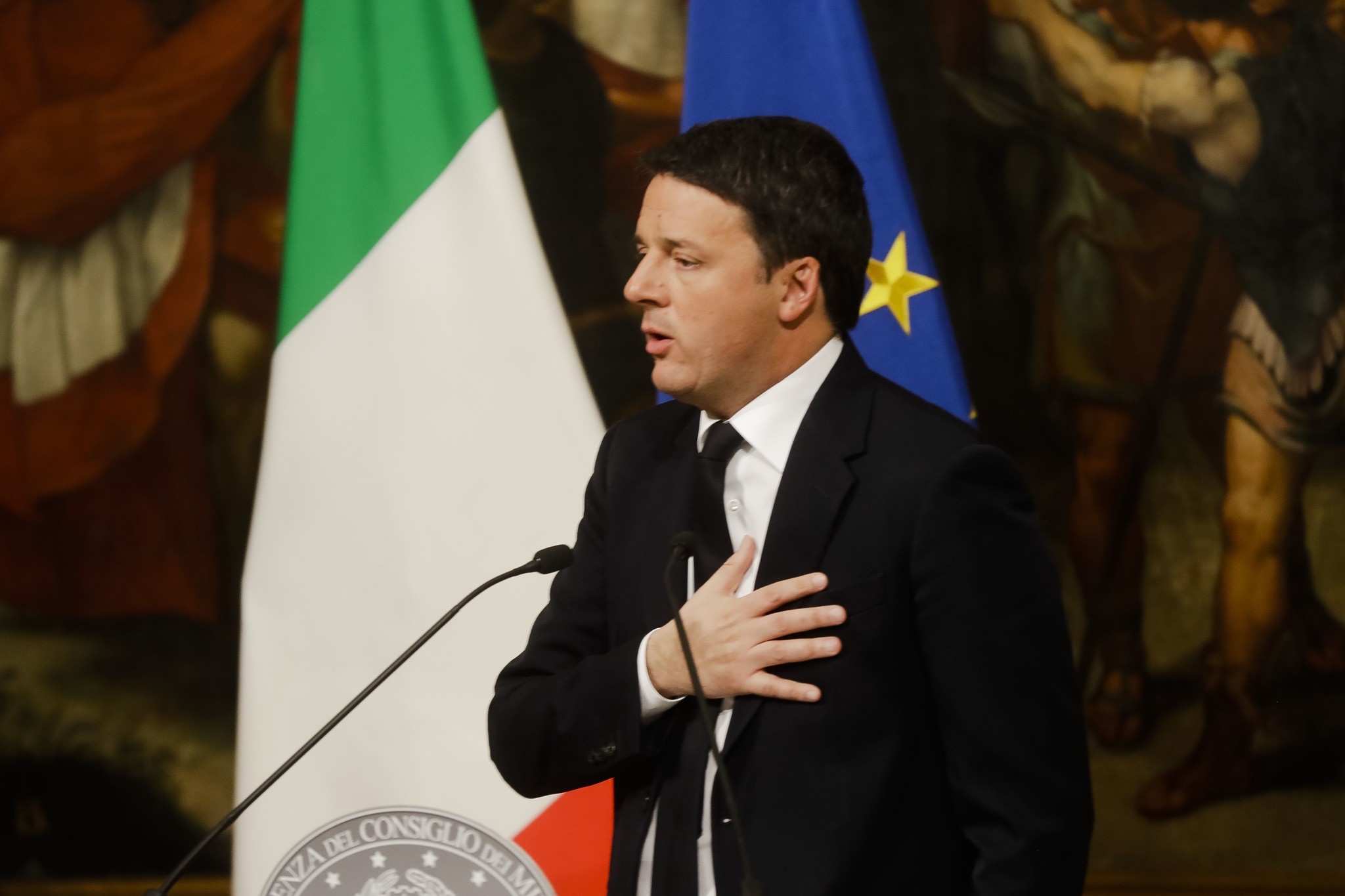 Italian Premier Matteo Renzi speaks during a press conference at the premier's office Chigi Palace, in Rome, early Monday, Dec. 5, 2016. (AP Photo)