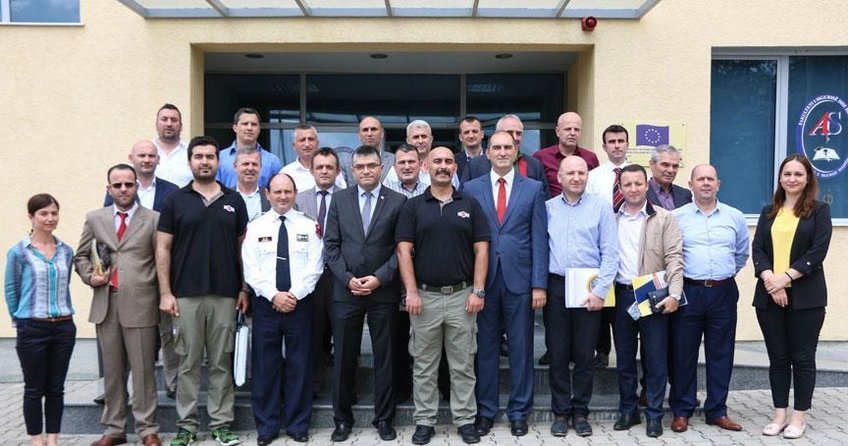 Türk polisinden Arnavutluk polisine eğitim desteği