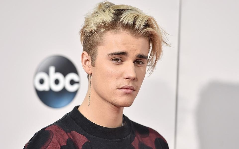 Justin Bieber Yummy Ile Geri Dondu Esquire