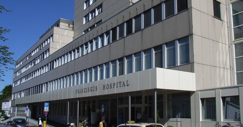 Almanya’da bir hastane skandalı daha! Sağlam girdi ölüsü çıktı
