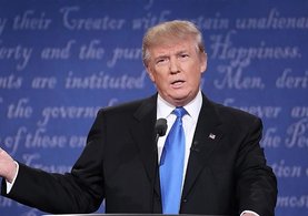 Trump'ın vakfının bağış toplamasına durdurma!