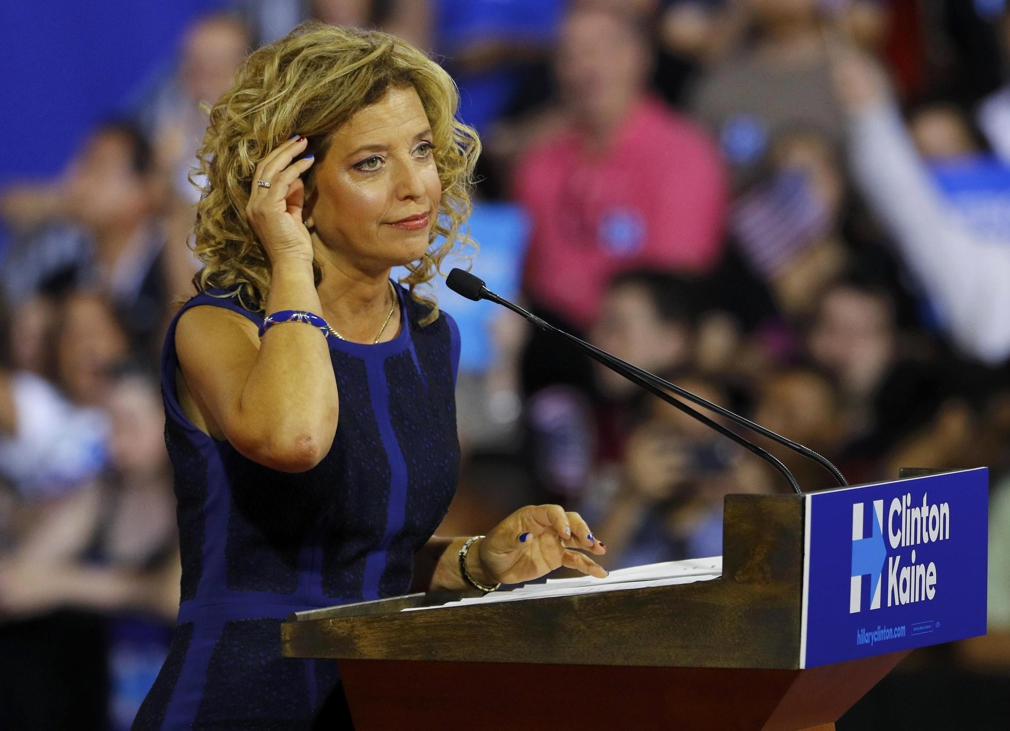 Democratic National Committee (DNC) Chairwoman Debbie Wasserman Schultz speaks at a rally, before the arrival of Clinton in Miami, Florida, U.S. July 23, 2016. (Reuters Photo)