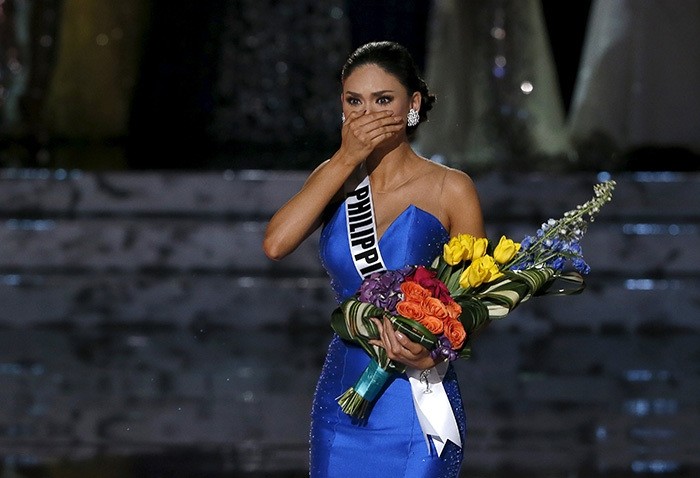 Miss Philippines Pia Alonzo Wurtzbach reacts as she is called back to the stage to be crowned Miss Universe during the 2015 Miss Universe Pageant in Las Vegas, Nevada December 20, 2015. (Reuters Photo)