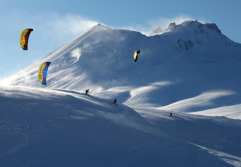 The Erciyes Ski Resort in central Kayseri province is one of the leading snowkite centers in Turkey.