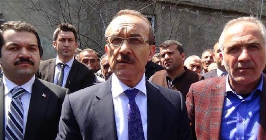 Muş Valisi'nden 'silahlı fotoğraf' açıklaması