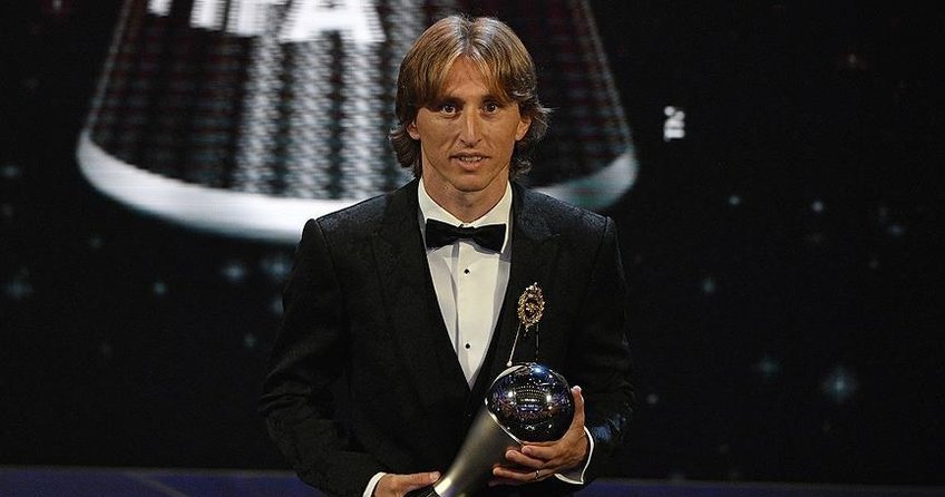 Yılın futbolcusu Luka Modric seçildi