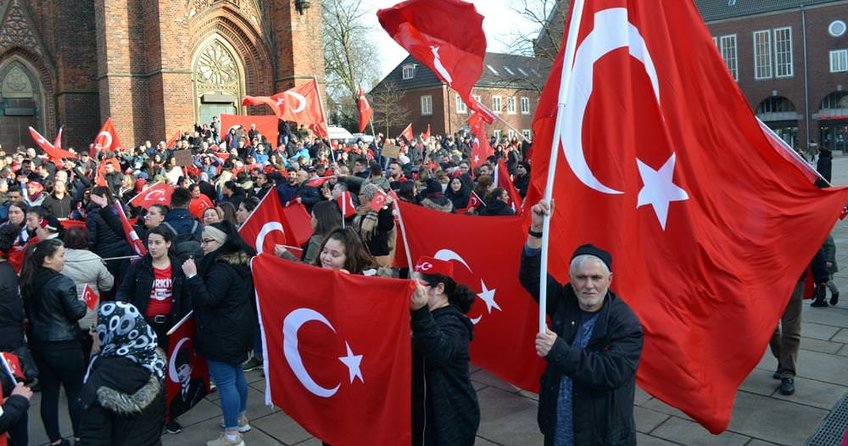 Berlin’de Afrin kutlaması