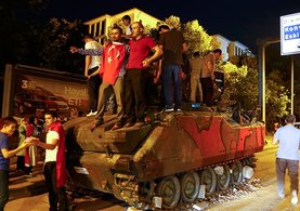 Fikri Işık: Darbenin arkasında siz de mi vardınız?
