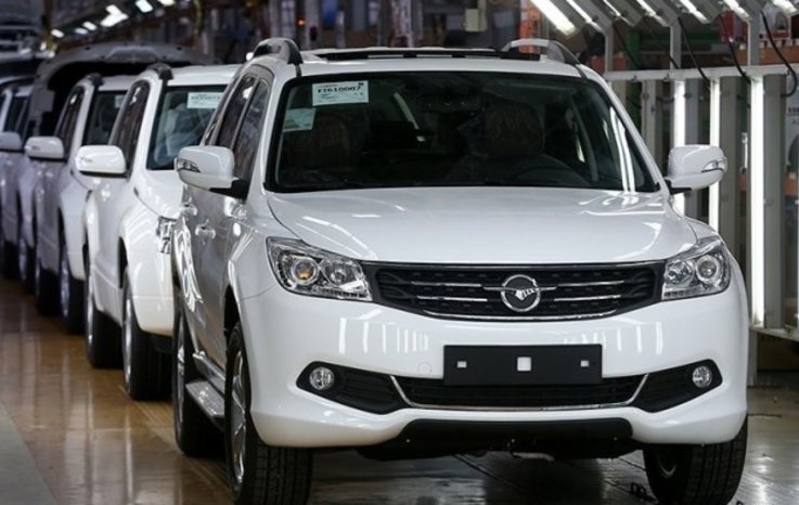 İRAN'DAN YERLİ OTOMOBİL İÇİN BÜYÜK ANLAŞMA