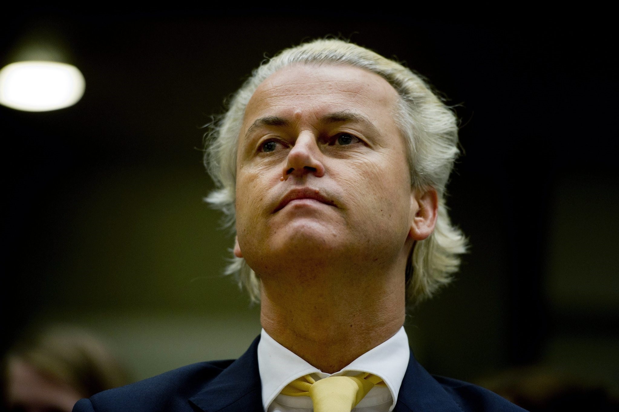Dutch politician Geert Wilders looks on during the reading of his verdict at an Amsterdam court on June 23, 2011. (AFP Photo)